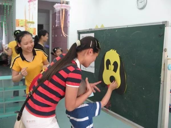 105個(gè)幼兒園親子游戲大全(帶圖解) 幼兒園親子游戲